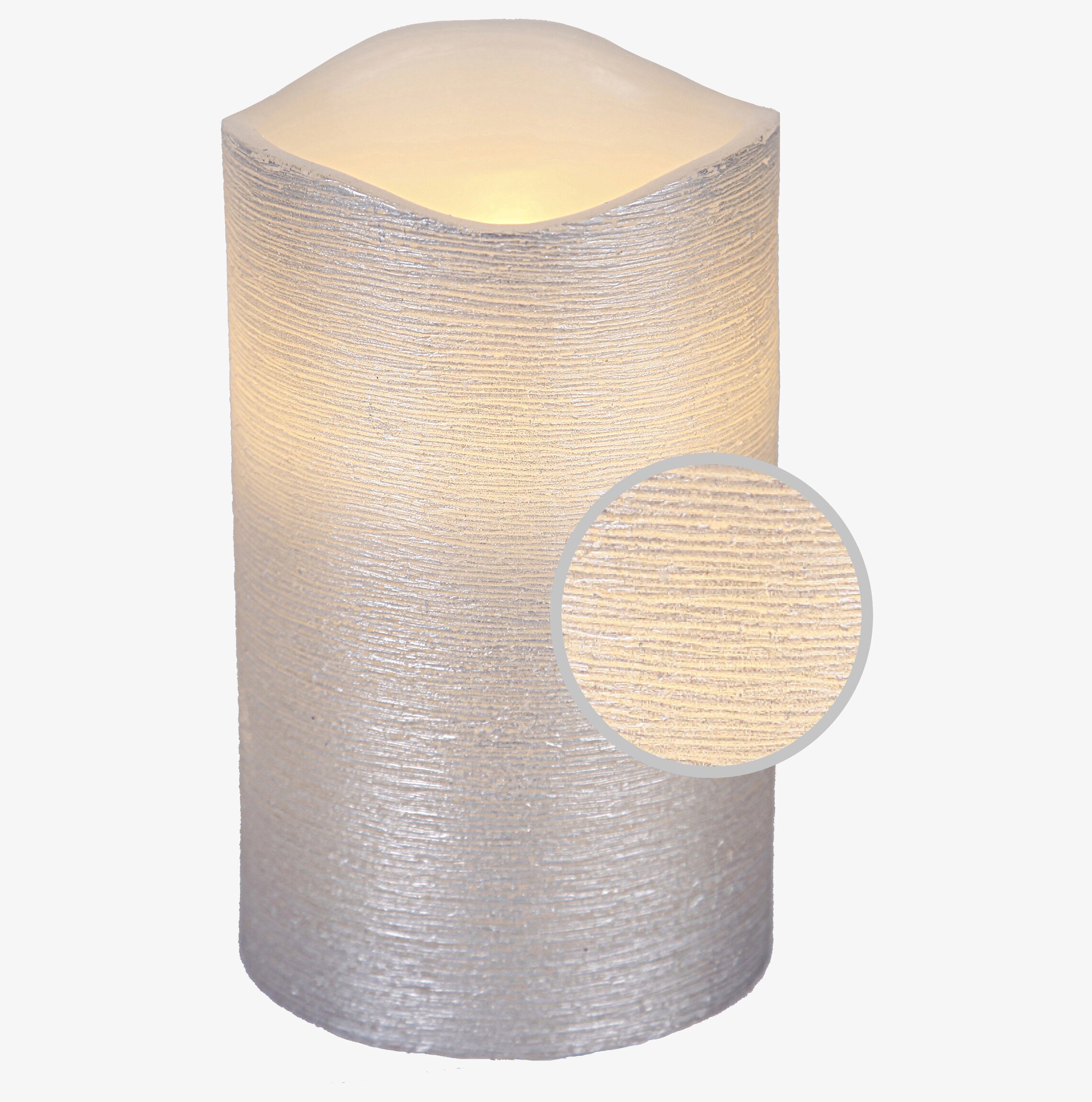 Bild av elegant silvrigt vaxljus med texturerad yta