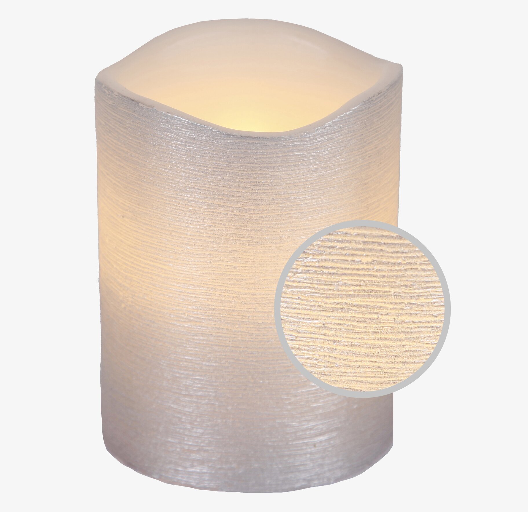 Bild av dekorativ ljuslykta med modern silvrig design