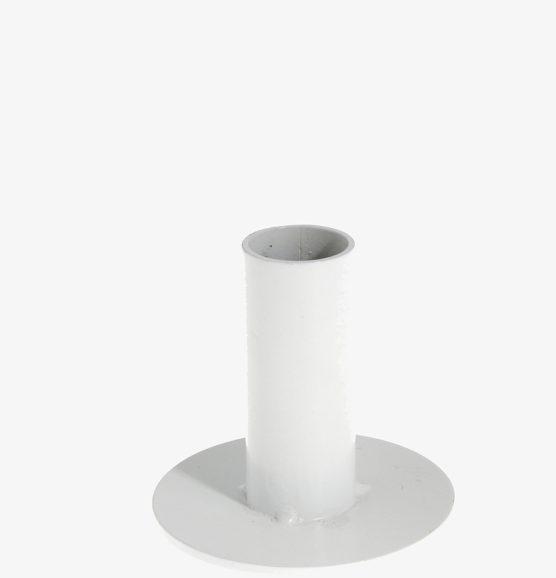 Bild av minimalistisk vit ljusstake på vit bakgrund