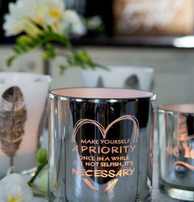 Foto av elegant ljuslykta med inspirerande design