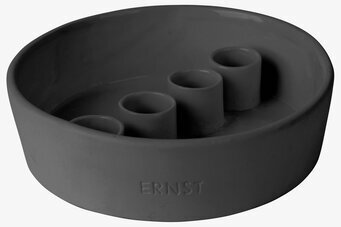 Bild av stilren ljusskål för fyra kronljus i keramik