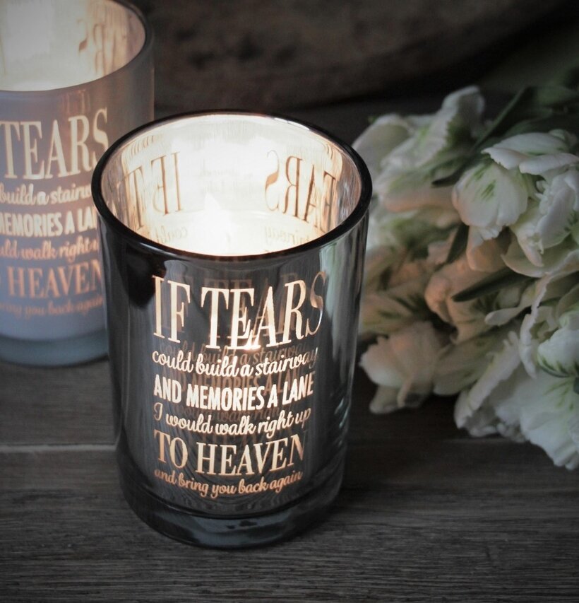 Ljuslykta - If Tears Silver från Majas Cottage på träyta