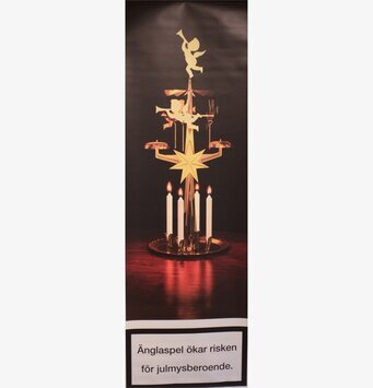 Bild av klassiskt änglaspel med julstämning