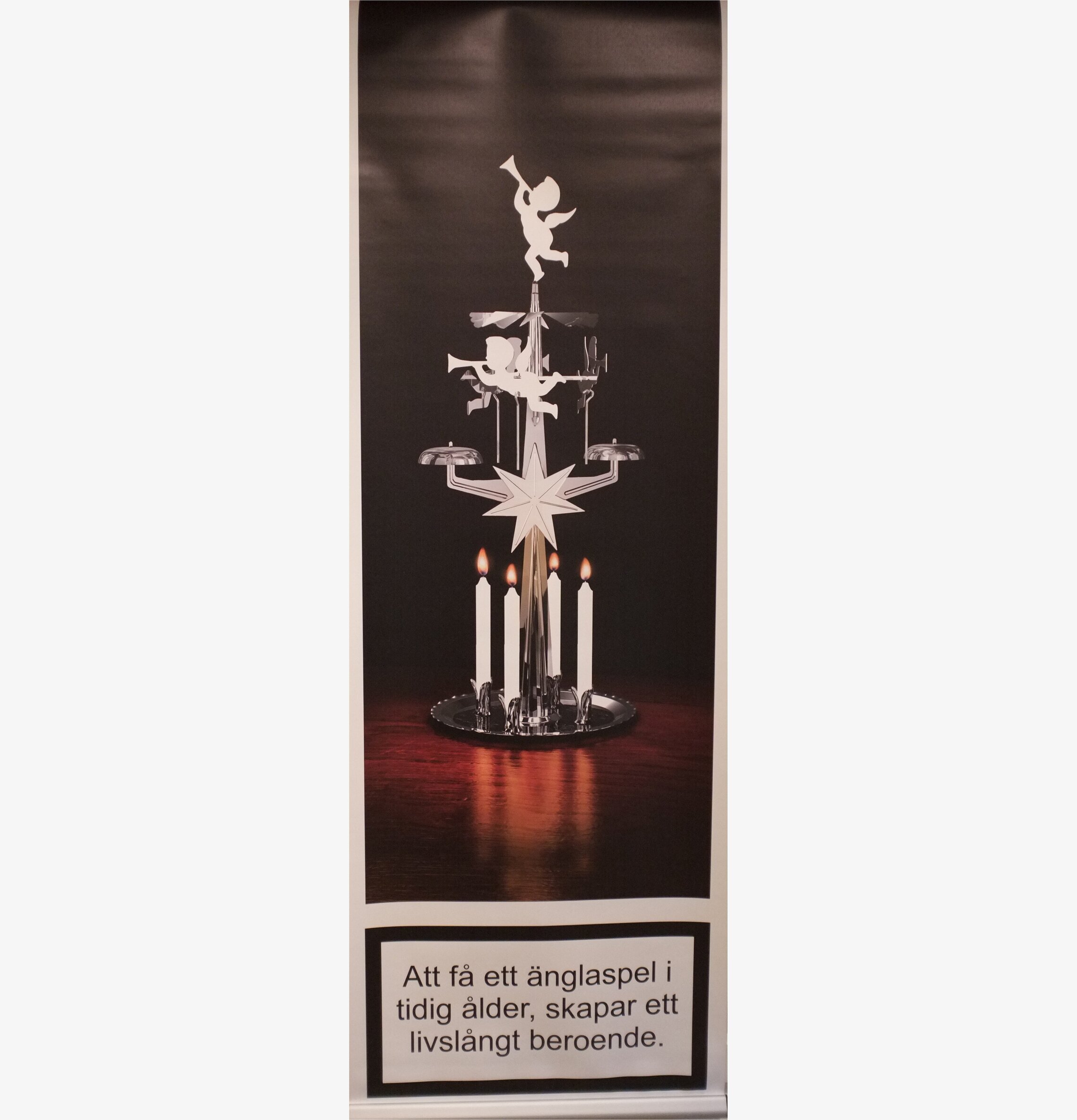 Änglaspel Original Silver från Dala Industrier på träyta