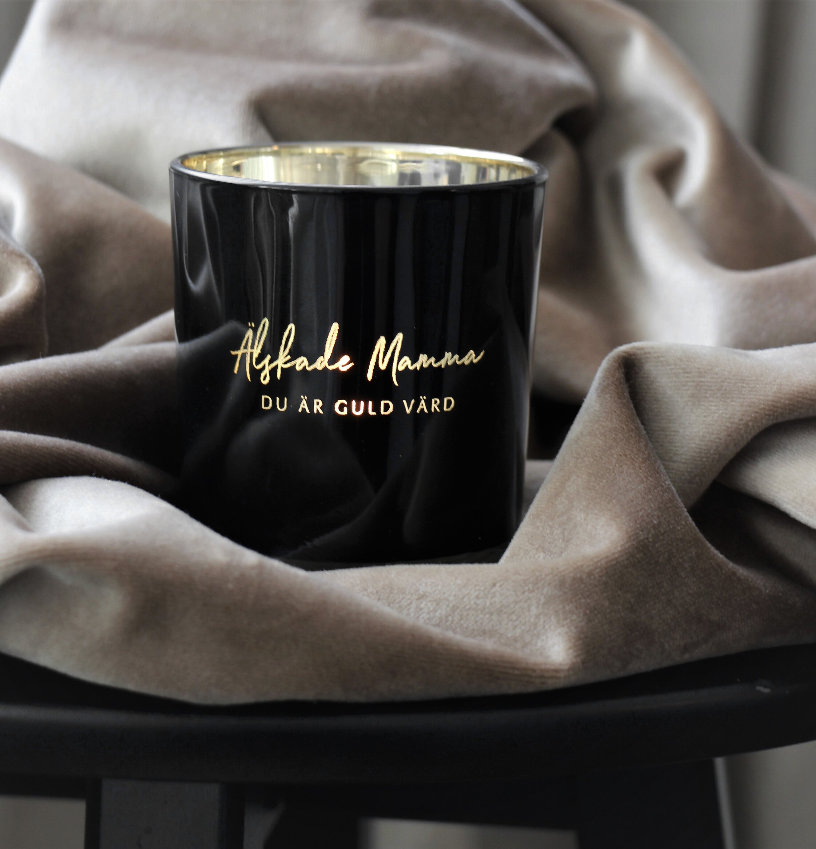 Ljuslykta Älskade Mamma - Majas Cottage, svart med guld