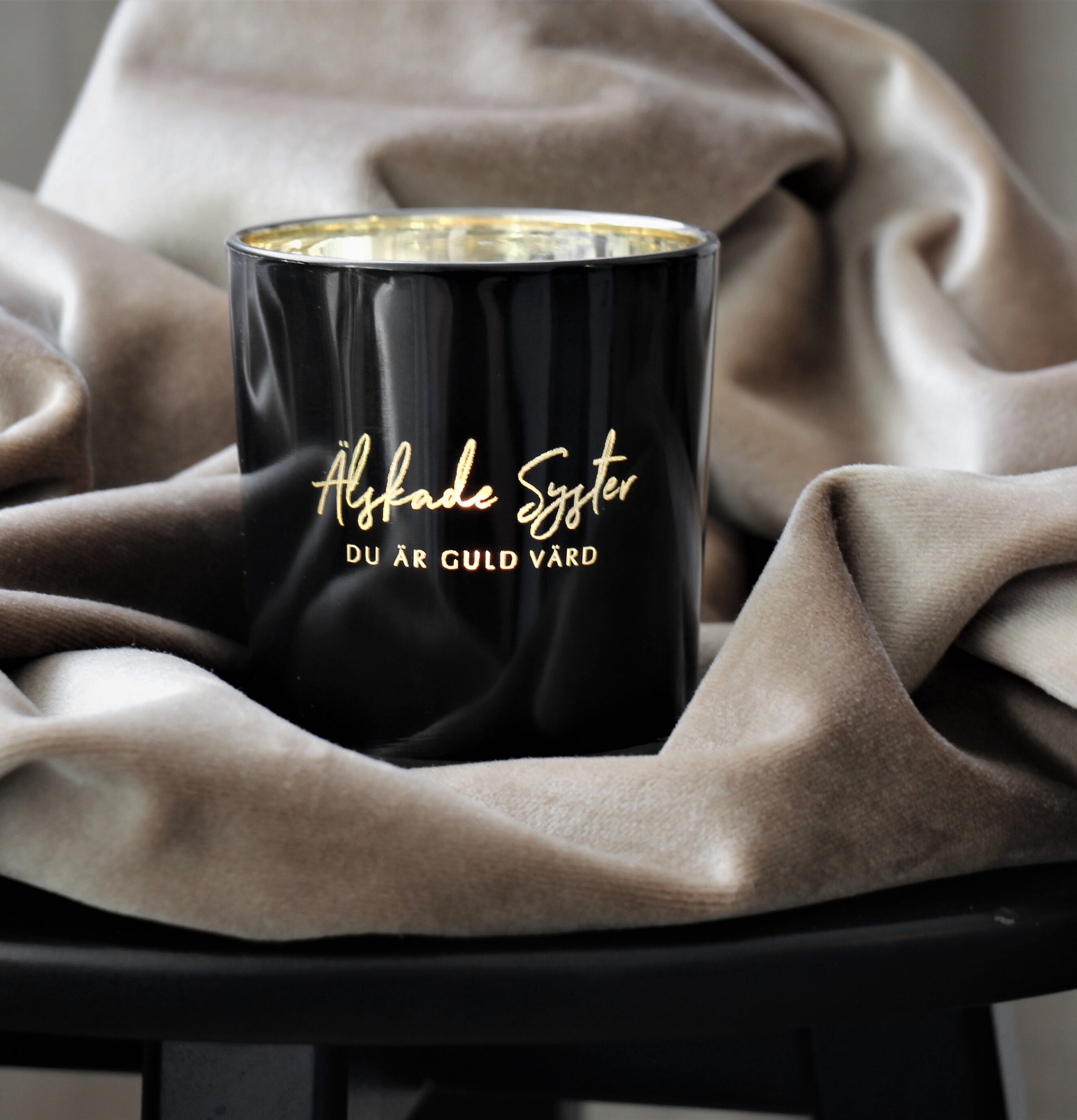 Ljuslykta Älskade Syster - Majas Cottage från Majas Cottage