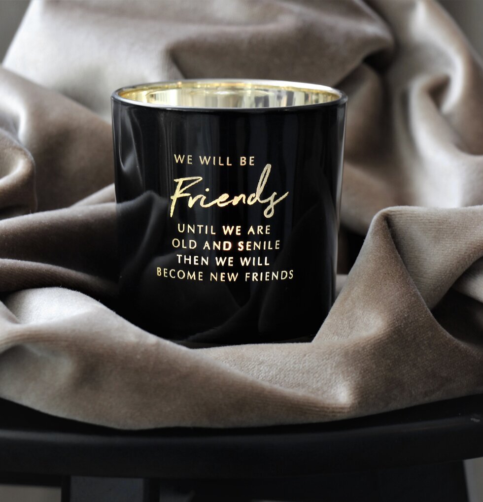 Ljuslykta Friends - Majas Cottage med svart glansig yta