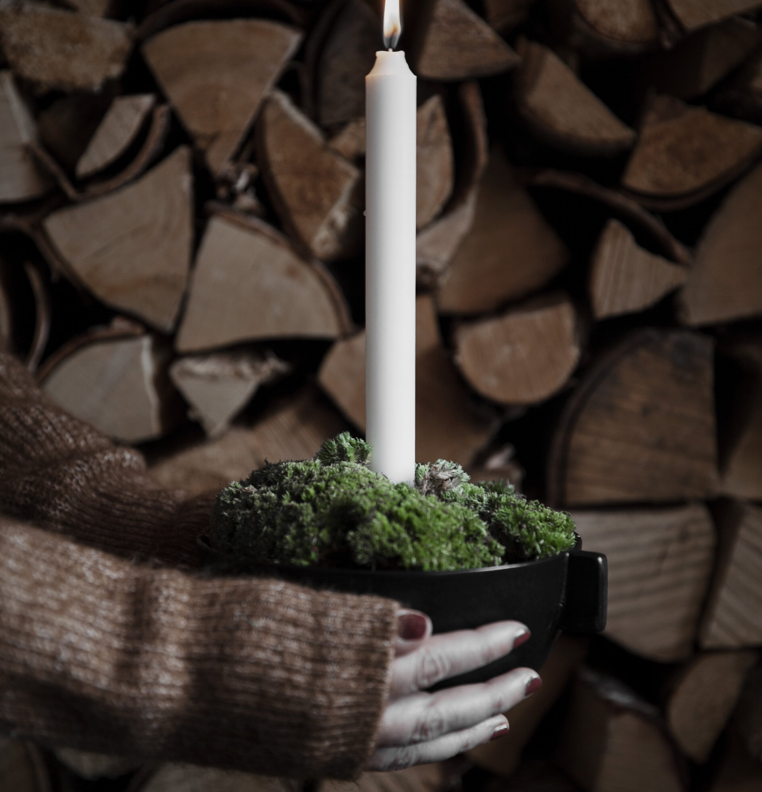 Ljusskål Ø 12 cm från Ernst i keramik med stearinljus