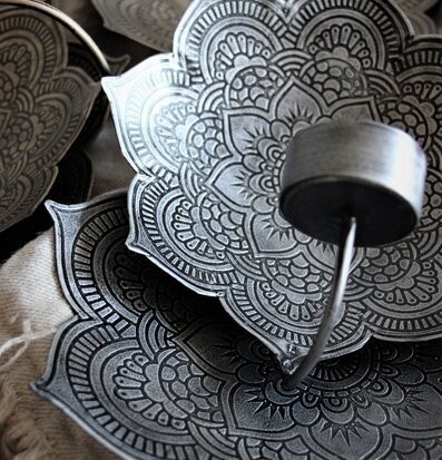 Väggljushållare Mandala Smoke Ø 18 cm från Majas Cottage