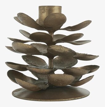 Foto av elegant mässingsljusstake i organisk design