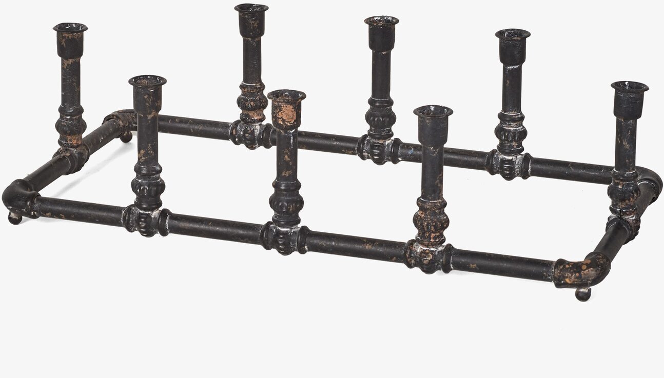 I Am Ljusstake Bord från I AM Interior med industriell design