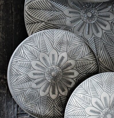 Metallfat Mandala Antik Silver Ø 15 cm 10 Majas Cottage Fat för ljus, lyktor, växter och