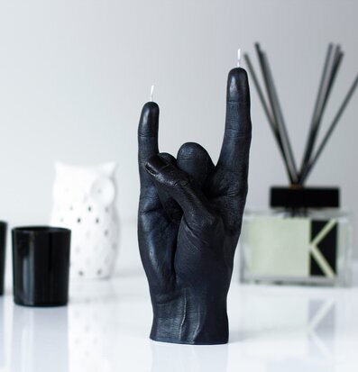 Bild av unik ljuslykta i modern minimalistisk stil