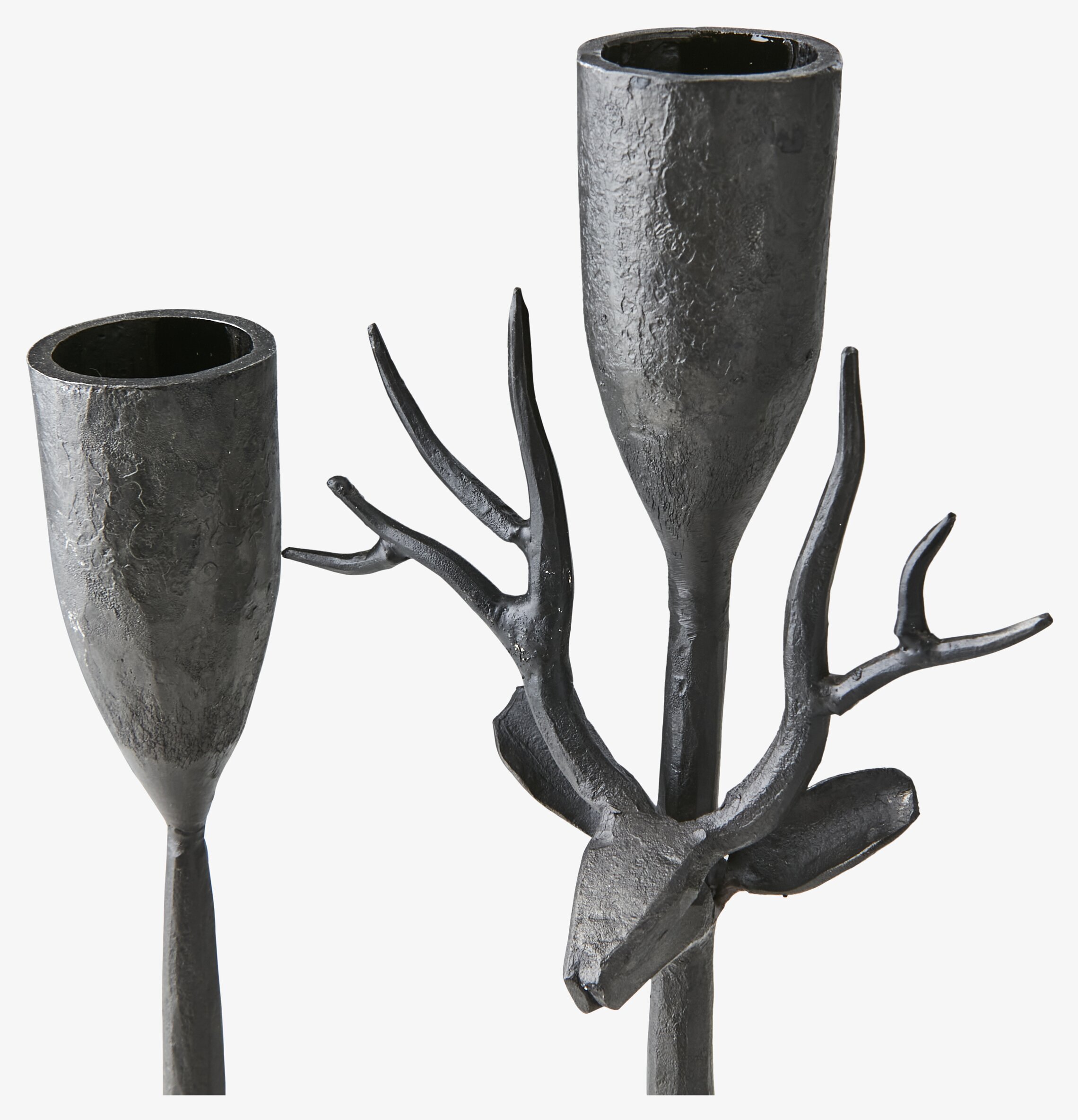 Ljusstake Thor Svart från Affari med hjorthuvud och horn