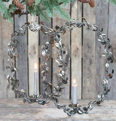 Bild av elegant ljuskrans med rustik och antik känsla