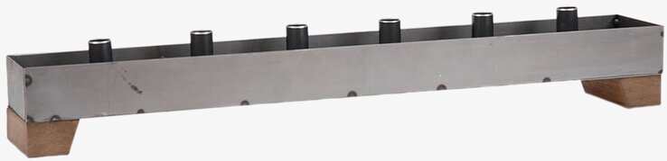 Ljusstake 6 Ljus Smide Brun från Miljögården på träklossar