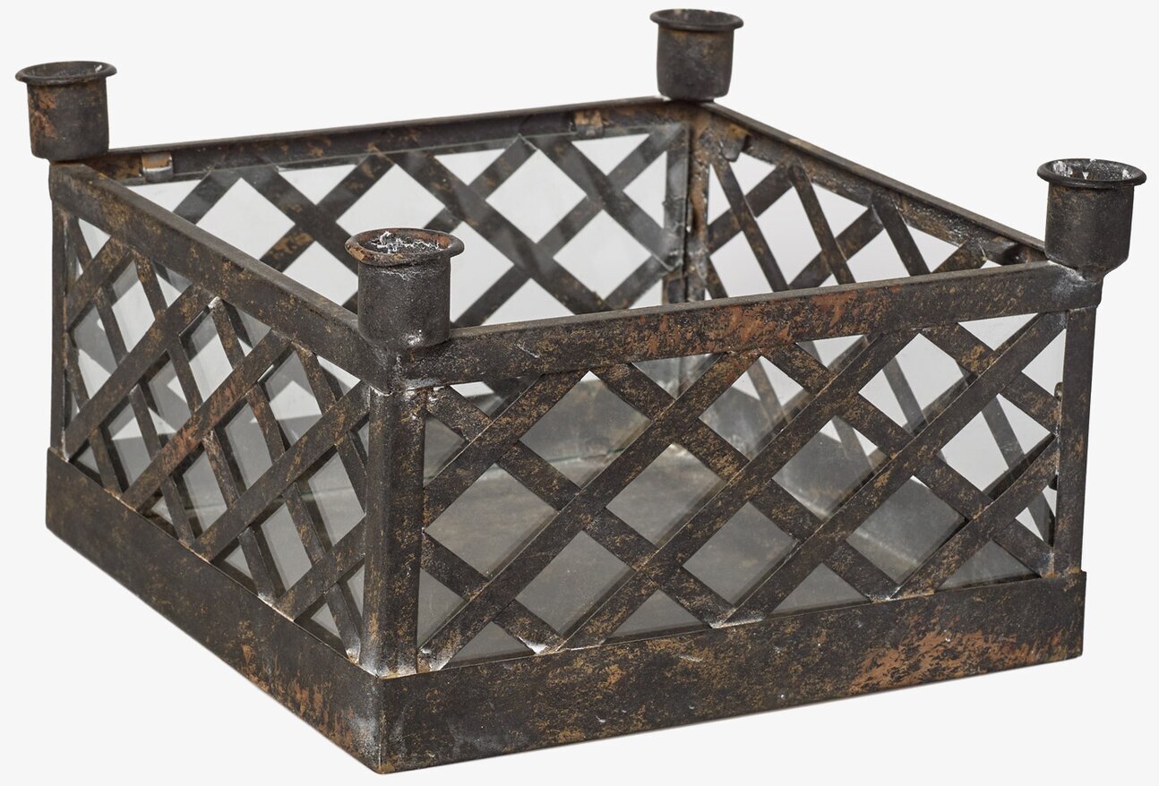 Bild av kvadratisk ljushållare med rustik metallfinish