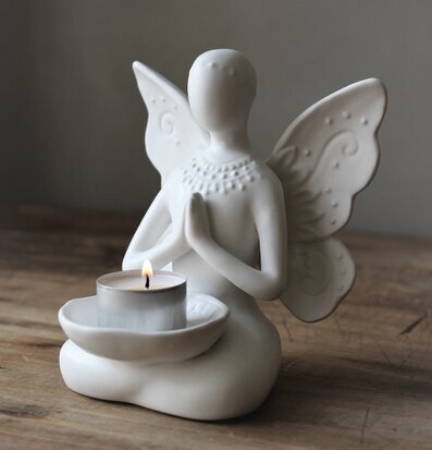 Butterfly Yoga Vit ljushållare från Majas Cottage