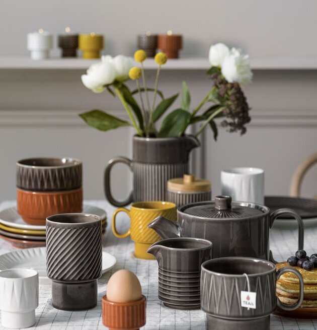 Ljuskopp/Äggkopp Coffee & More Grå från Sagaform på matbord