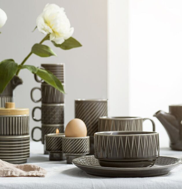 Ljuskopp/Äggkopp Coffee & More Grå från Sagaform på bord