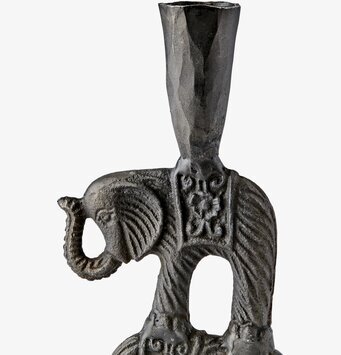 Bild av dekorativ elefantljusstake med detaljerad design