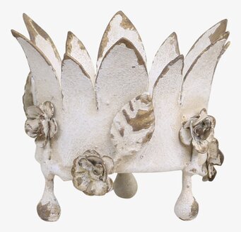 Bild av elegant ljusstake med antik och rustik stil