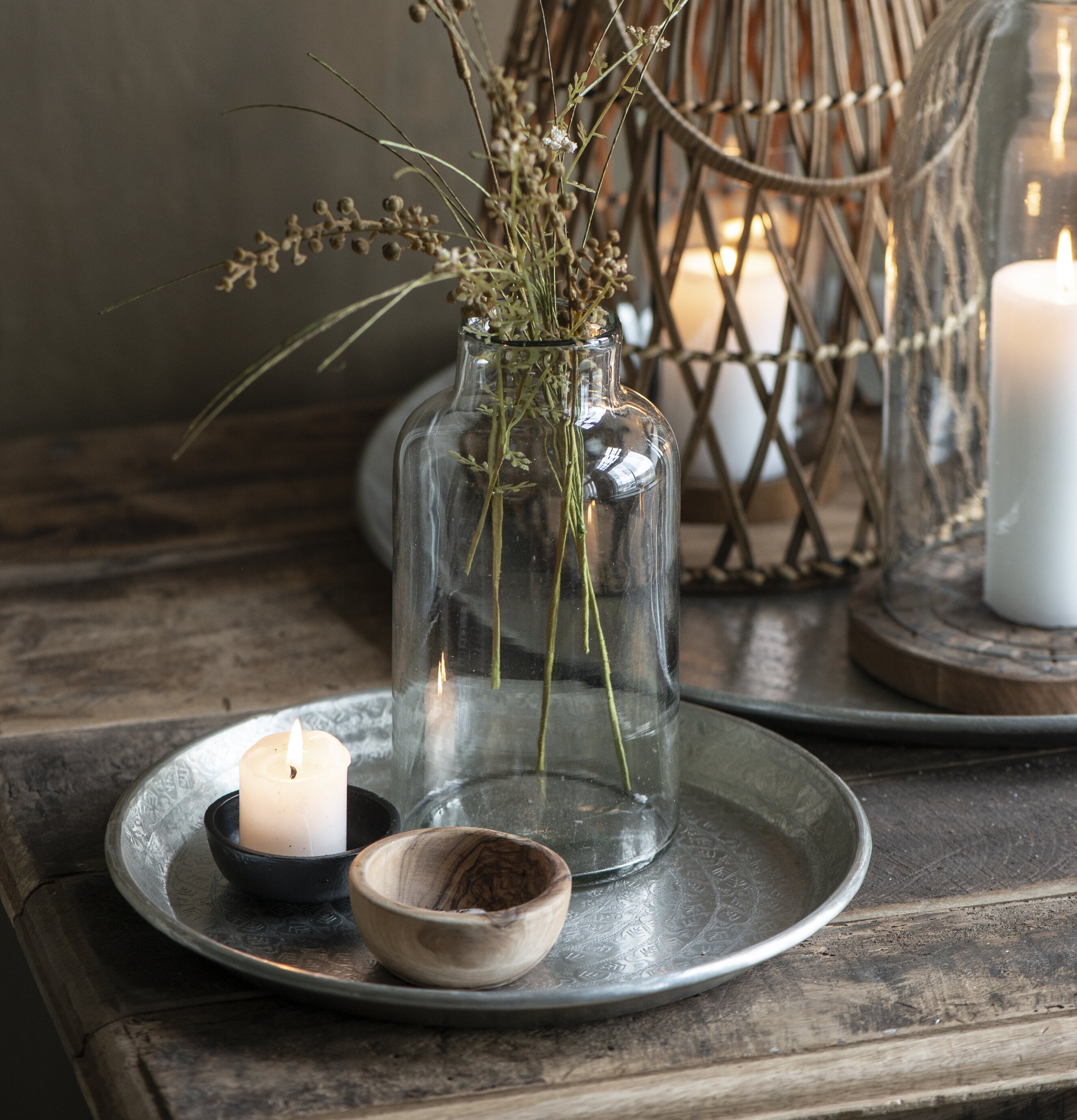 Bricka Antik Silver från IB Laursen på rustikt träbord