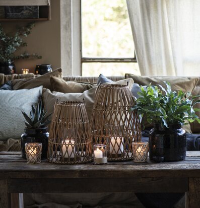 Bild av hemtrevlig miljö med naturliga nyanser