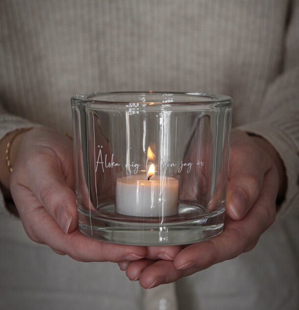 Ljuslykta Älska Mig Klarglas från Majas Cottage i klart glas