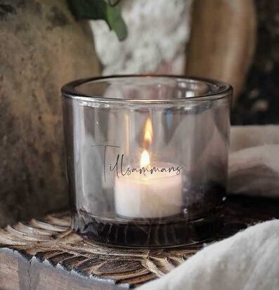 Ljuslykta Tillsammans Smoke från Majas Cottage i elegant glas