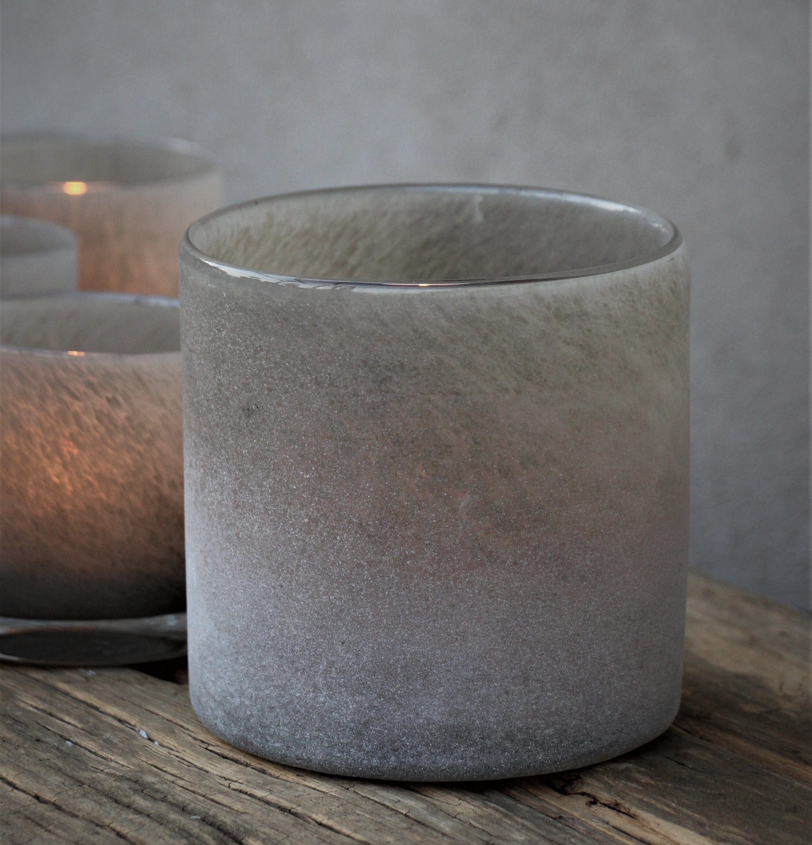 Ljuslykta Lumiere Sage Frost Stor från Majas Cottage