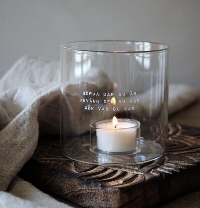 Ljuslykta - Börja Där Du Är från Majas Cottage på träbricka