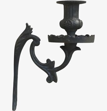 Bild av antik ljusstake i mässing med fransk design