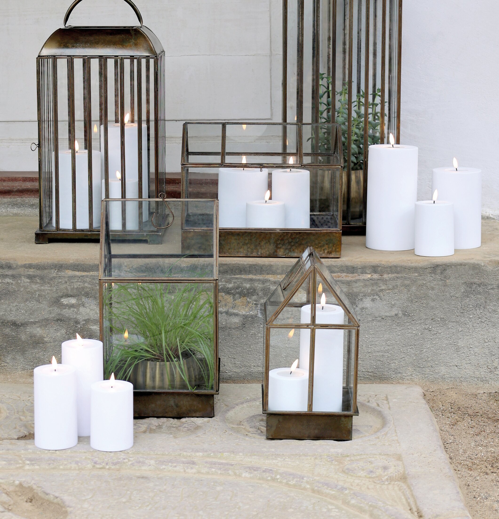 Blockljus Vit LED Medium (Utomhusbruk) från Chic Antique