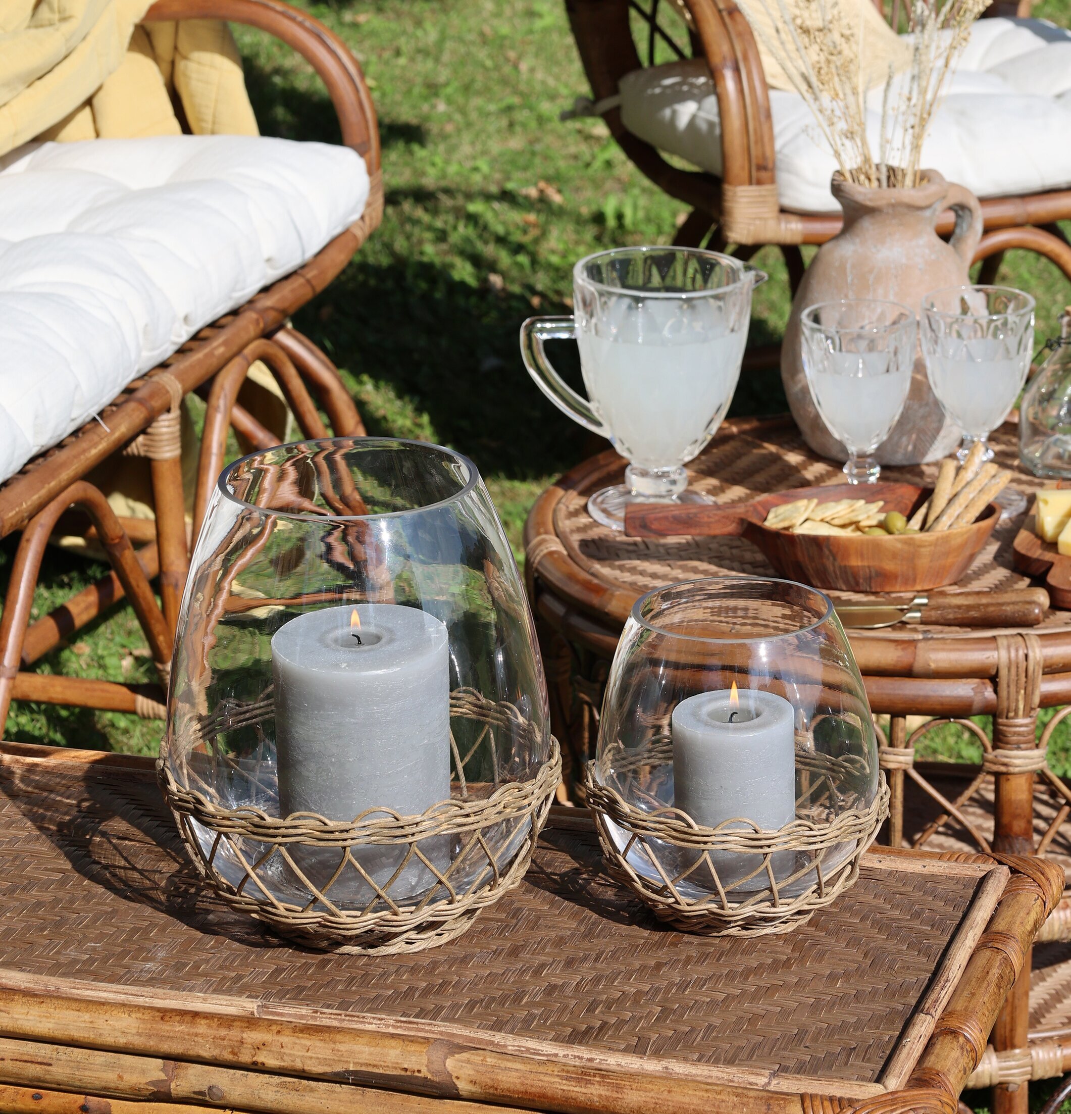 Ljuslykta Hurricane Large från Chic Antique på träbord