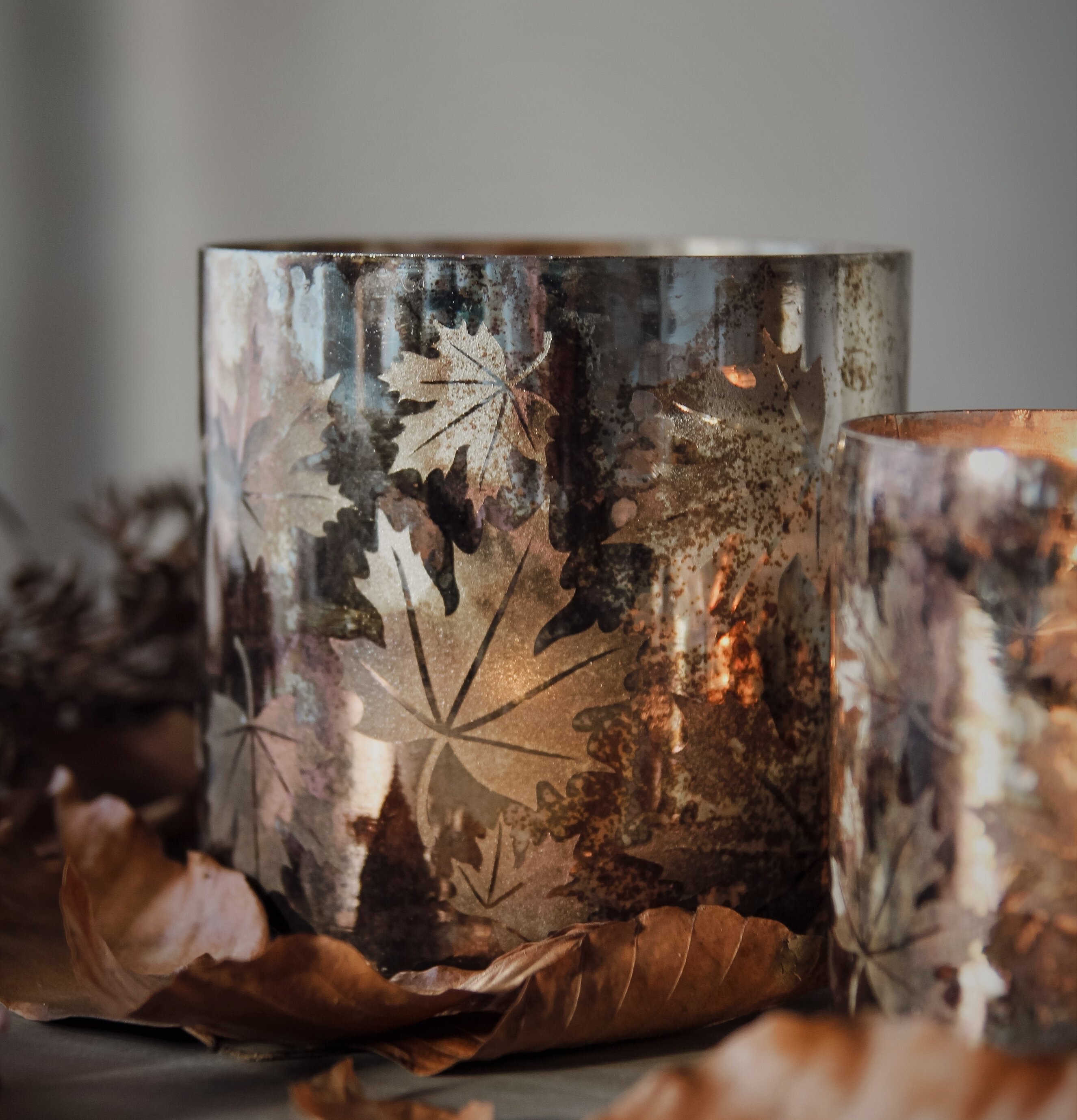 Ljuslykta Autumn Leaves Stor från Majas Cottage med höstlöv