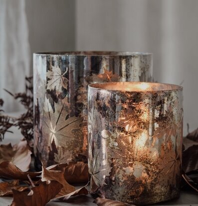 Ljuslykta Autumn Leaves Liten från Majas Cottage på bord