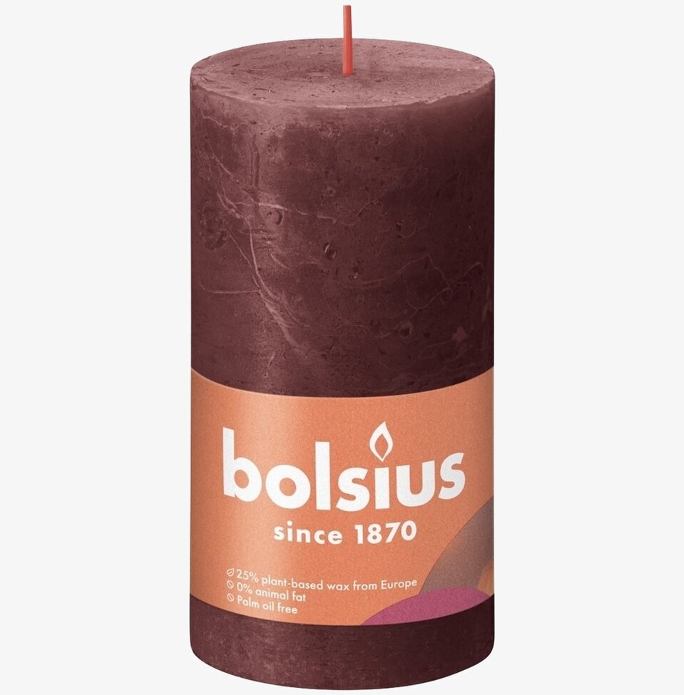 Blockljus 13cm Velvet Red från Bolsius med djup röd färg