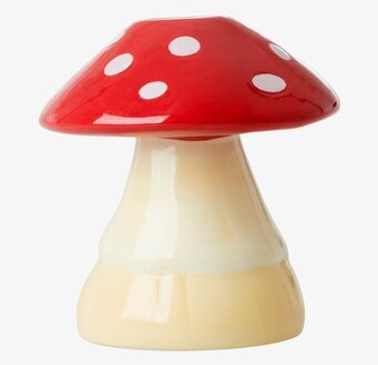 Bild av lekfull och unik svampformad ljusstake