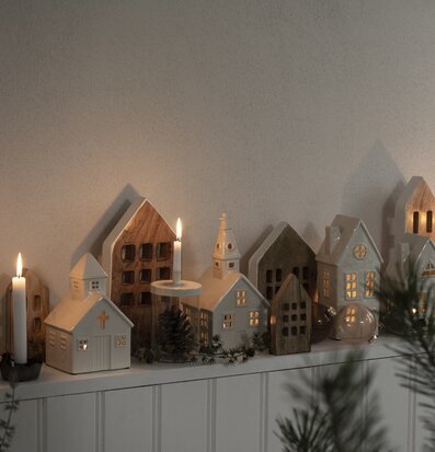 Ljuslykta Hus Välvda Fönster Creme från IB Laursen