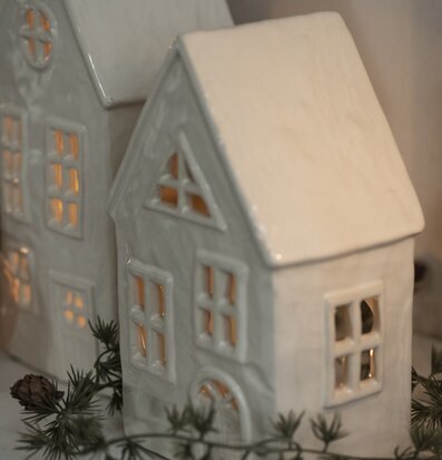 Ljuslykta Hus Välvd Dörr Creme från IB Laursen i miljö