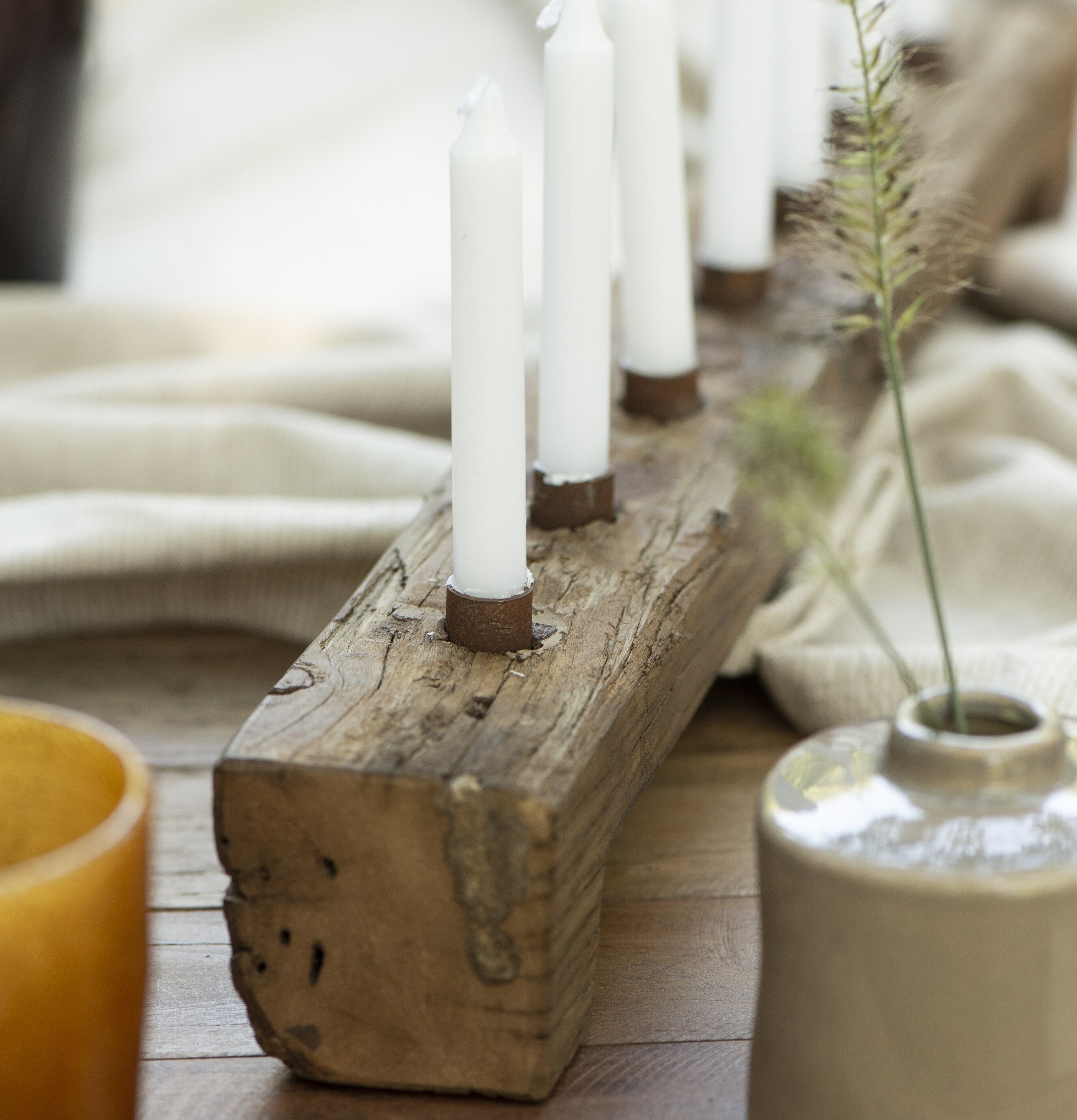 Ljusstake 7 Ljus Unika från IB Laursen i rustikt trä