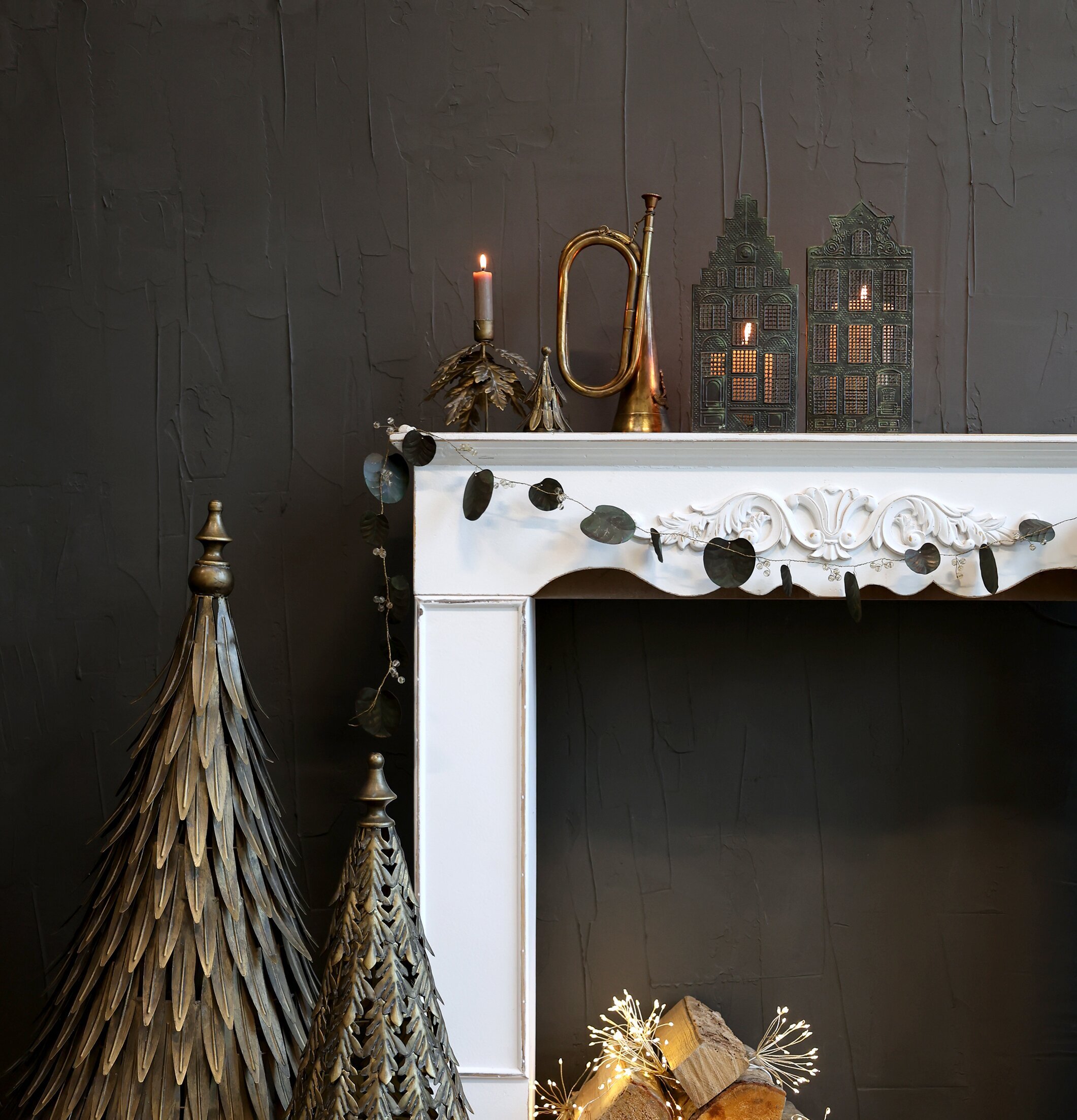 Ljushållare Husfasad Antik Mässing från Chic Antique