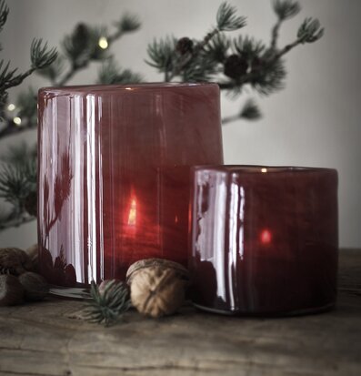 Ljuslykta Lumiere Bordeaux Liten från Majas Cottage