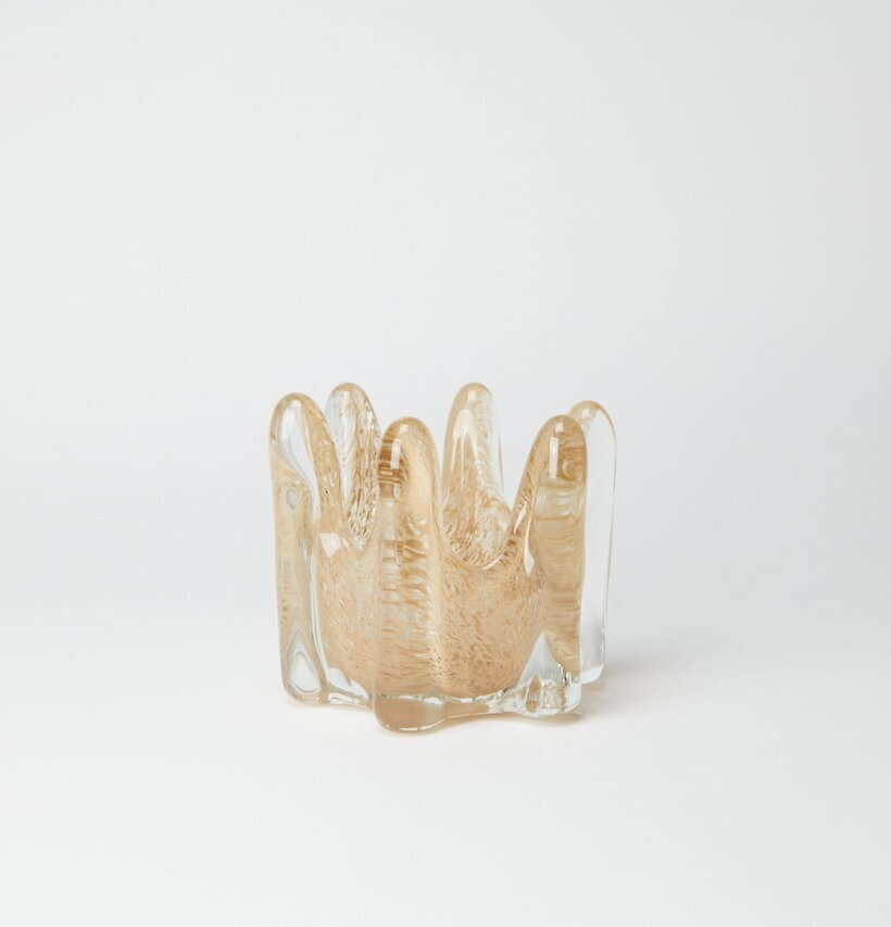 Helix Ljuskopp Sand 10.5cm från Olsson & Jensen på vit bakgrund