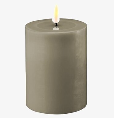 Bild av sandfärgat blockljus med realistisk LED-låga