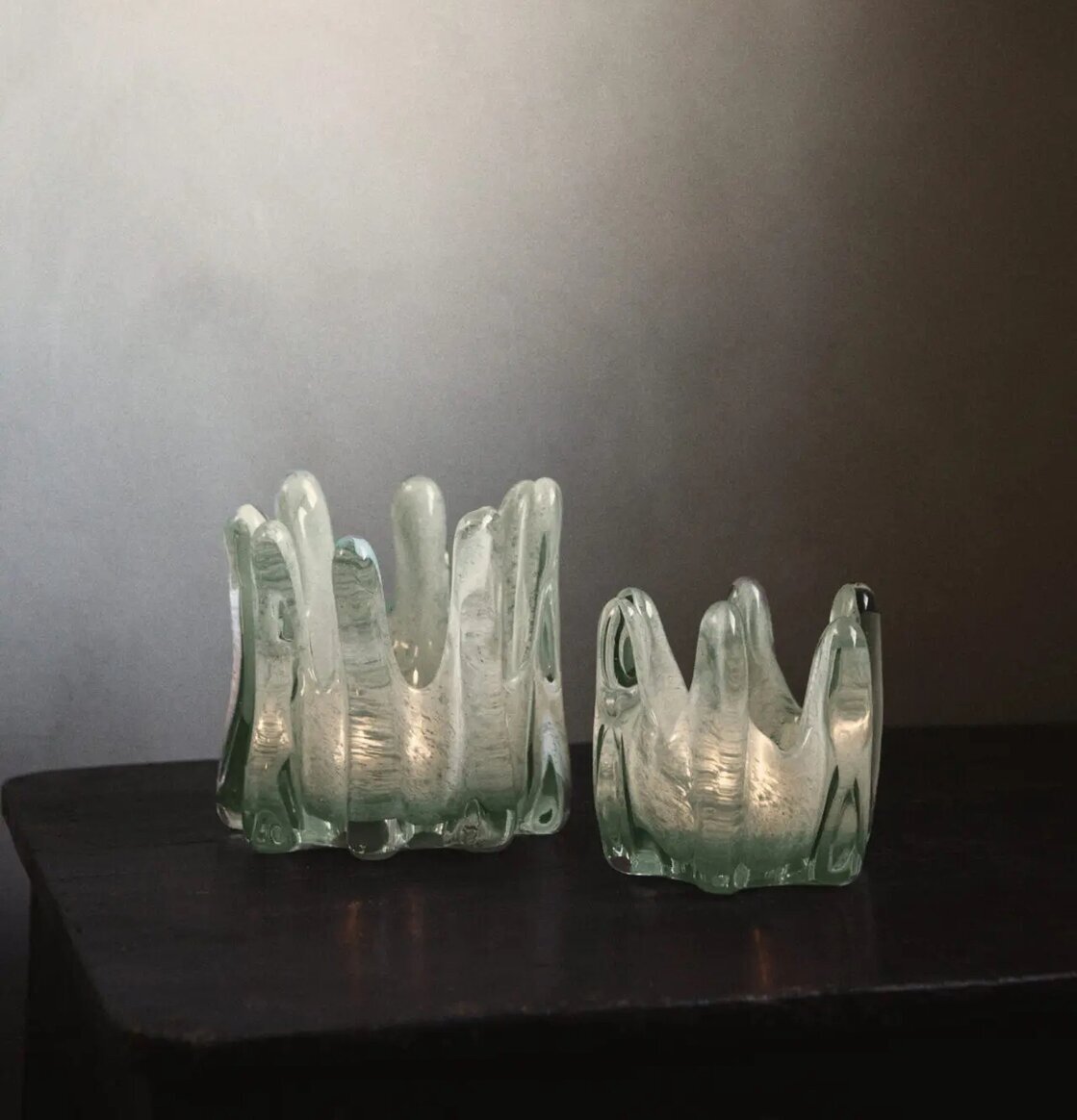 Helix Ljuskopp Mossgrön 10.5cm från Olsson & Jensen på bord