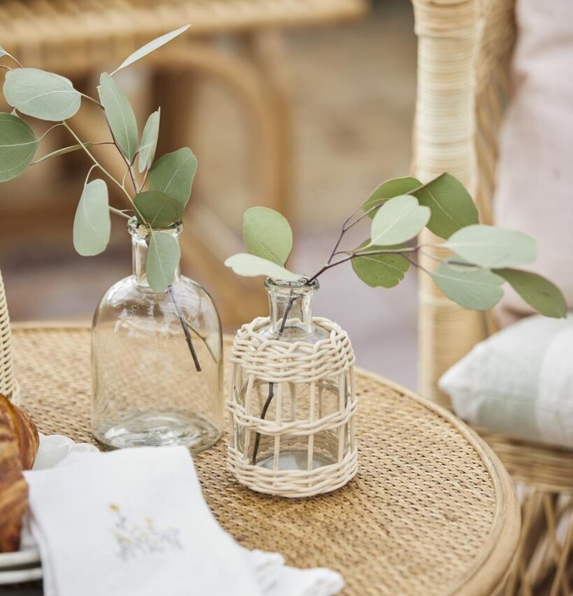 Apotekarglas Rotting från IB Laursen på ett rottingbord