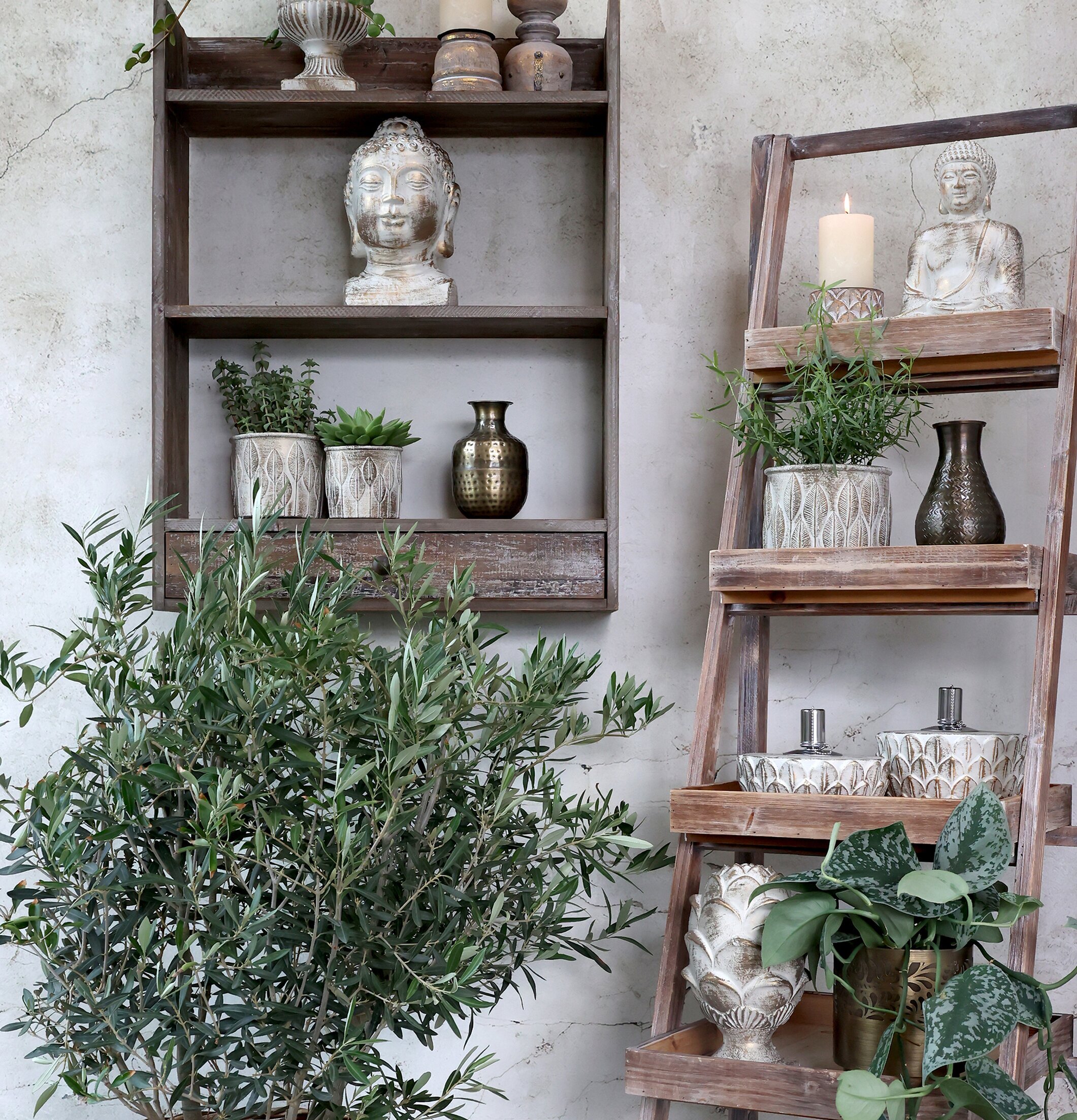 Vittel Oljelampa Med Guldmönster Mellan från Chic Antique