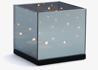 Ljusbox Infinity Light 4 från K Amsterdam med spegeleffekt